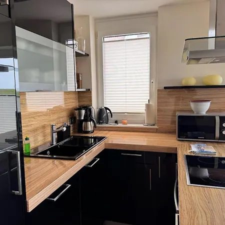 Beachhouse Apartman *